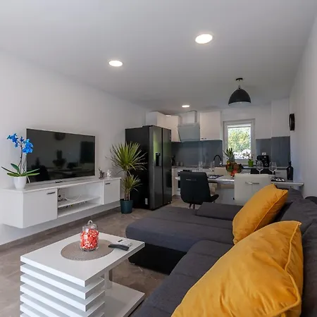 Apartamento Nona Andrejka - Elegance And Comfort Drivenik