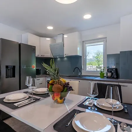 Nona Andrejka - Elegance And Comfort Apartamento *
