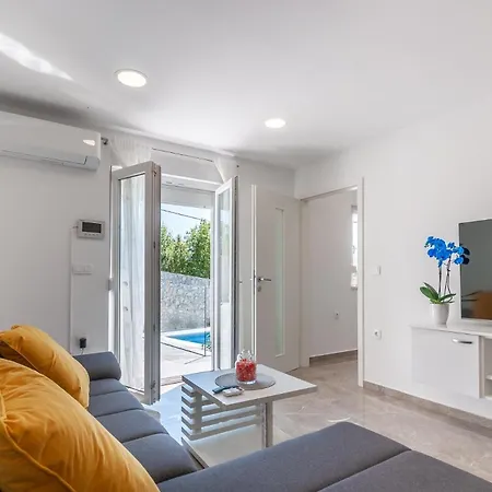 Apartamento Nona Andrejka - Elegance And Comfort Drivenik
